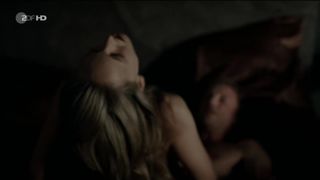 Petra Schmidt-Schaller nackt - Ein Mann unter Verdacht (2016)