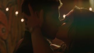 Shoshannah Stern jaw-dropping - This Close  (2018) (Season 1, Vignette six)