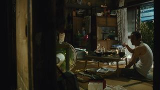 Sakura Ando hot - Shoplifters (2018)