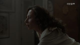 Aleksandra Poplawska, Pola Błasik - Miasto skarbow s01e10 (2017)