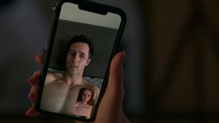 Lily Collins nude - Emily in Paris s01e01-ten (2020)