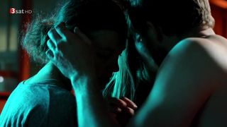 Emily Cox, Cordelia Wege, Cornelia Ivancan - Spuren des Bosen Liebe (2015) Handsome film videos