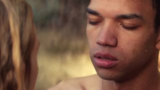 Elle Fanning nude - All the Bright Places (2020)