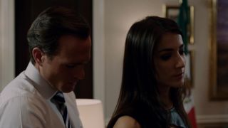 Erendira Ibarra - Ingobernable s01e04 (2017) Nude movie scenes