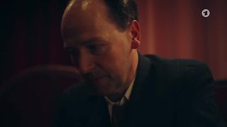 Clara Große - Unsere wunderbaren Jahre (2020) Bare actress in a movie episode