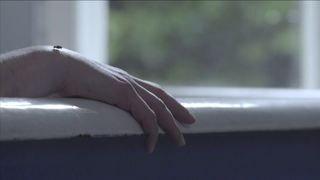 Jowita Budnik nude - Ptaki spiewaja w Kigali (2017)