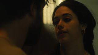 Jeanine_Mason_-_Of_Kings_and_Prophets_s01e01 (2016)