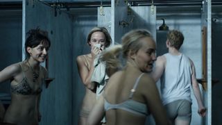 Alba August, Angela Bundalovic, Jessica Dinnage - The Rain s01e05 (2018) Nude actress