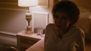 Jennifer Connelly, Valorie Curry - Yankee Pastoral (2016) Censorship celebs videos