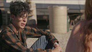 India Menuez, Roberta Colindrez - I Enjoy Pecker s01e06 (2017) celeb warm vid episode