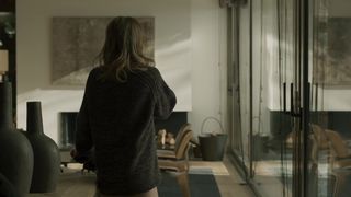 Marta Etura - Suggesting to the Storm (Ofrenda a la tormenta) (2020) Censored nude scenes