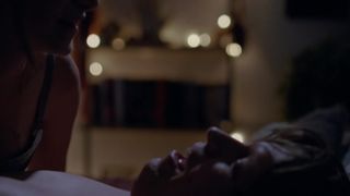 Jamie Lee - Crashing s02e01 (2017) Nude video scene