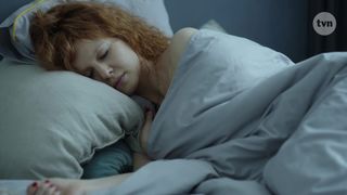 Karolina Gruszka, Oliwia Bosowska nude - Kod genetyczny s01e01-07 (2020)