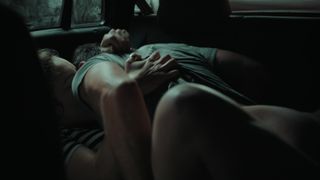 Teen Car Sex Scene. Mora Arenillas nude - Invisible (2017)
