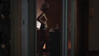 Teen Car Sex Scene. Mora Arenillas nude - Invisible (2017)