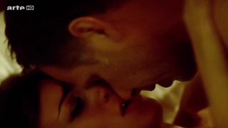 Darine Hamze - Beyrouth motel (2011) vid scene