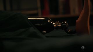 Berangere McNeese, Florence Loiret Caille nude - Le Bureau des Legendes s05e01 (2020