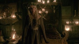 Ida Nielsen, Josefin Asplund naked - Vikings (2017) (Season four, Episode eighteen)