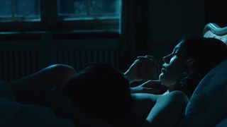 Paula Beer naked - Werk ohne Autor (2018)