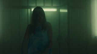 Ana de Armas naked, Sallie Harmsen bare, Mackenzie Davis Nude - Blade Runner 2049 (2017) All Scenes
