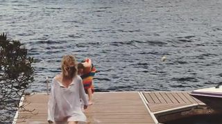 Elizabeth Olsen Nude - Martha Marcy May Marlene (2011)