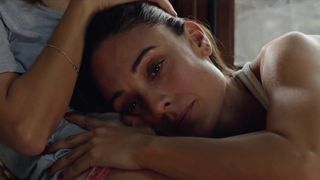 Berenice Bejo nude, Martina Gusman - La quietud (2018)