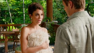 Nathalie Kelley hot - Dynasty s01e04 (2017)