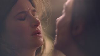 Kathryn Hahn, Gabrielle Hespe, Tania Khalill, Katie Kershaw nude - Mrs. Fletcher s01e02 (2019)