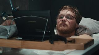 Paulina Galazka, Laurence Roothooft naked - A Youthful Dude with High Potential (2018)