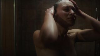 Josefin Asplund nude - Himmelsdalen s01e03 (2019)