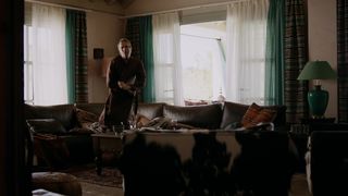 Fernanda Diniz fantastic - Berlin Station (2017) (Season2, Episode2)