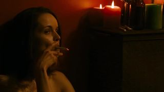 Jennifer Ehle sex, Reyna de Courcy Nude, Heather Graham (nn) - Wetlands (2017)