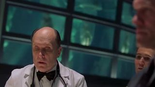 Sarah Wynter Nude - The 6th Day (2000)