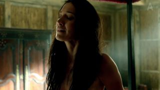 Louise Barnes, Jessica Parker Kennedy naked and romp TV Display videos - Ebony Sails S01E04 (2014)