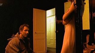 Marion Cotillard nude - Une Affaire Privee (2002)