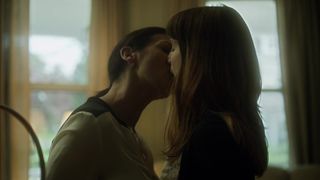 Rooney Mara, Catherine Zeta-Jones Nude - Side effects (2012)