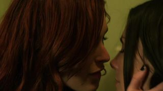 Taylor Cole nude, Rumer Willis stellar – The Ganzfeld Chasing (2014)