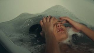 Virginie_Ledoyen_-_Heroines__1997