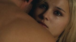 Virginie_Ledoyen_-_Heroines__1997