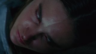 Jennifer Connelly & Aliya Campbell - Requiem For A Fantasy (2000)