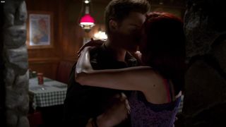 Carrie Preston cool, Anna Paquin nude – True Blood s07e07 (2014)