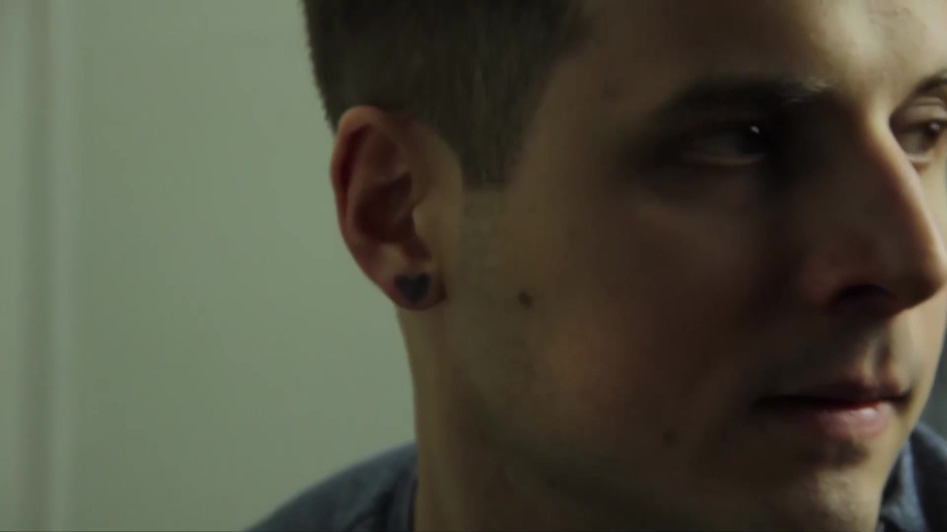 Tina Krause bare - Claw (2017) - LustTABOO