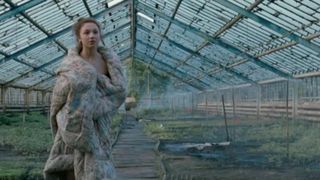 Elena Netesina, Nadezhda Tolubeeva nude - Peremirie (2010)