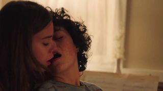 Laia Costa, Alia Shawkat nude - Duck Butter (2018) Lesbian Scene
