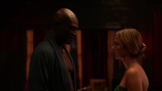 Arielle Kebbel - Midnight, Texas s01e01 (2017) Nude actress in a vid episode