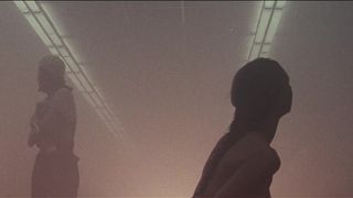 Lilli Lorenz naked - Luz (2018)