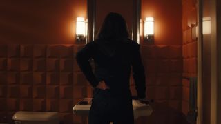 Gaite Jansen, Carla Gugino, Alice Haig naked - Jett s01e04 (2019)