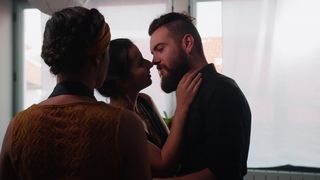 Charlotte Allard, Marie Almosnino nude - Je suis une picture de nous (2019)