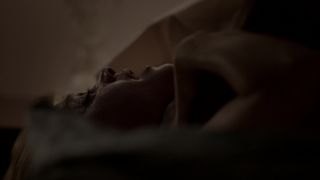 Gillian Alexy – The Yankees s03e01 (2015) Censorship nude scenes