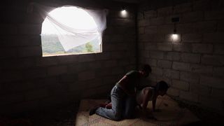 Estefany Hernandez nude - Sin Vestir Santos (2019)